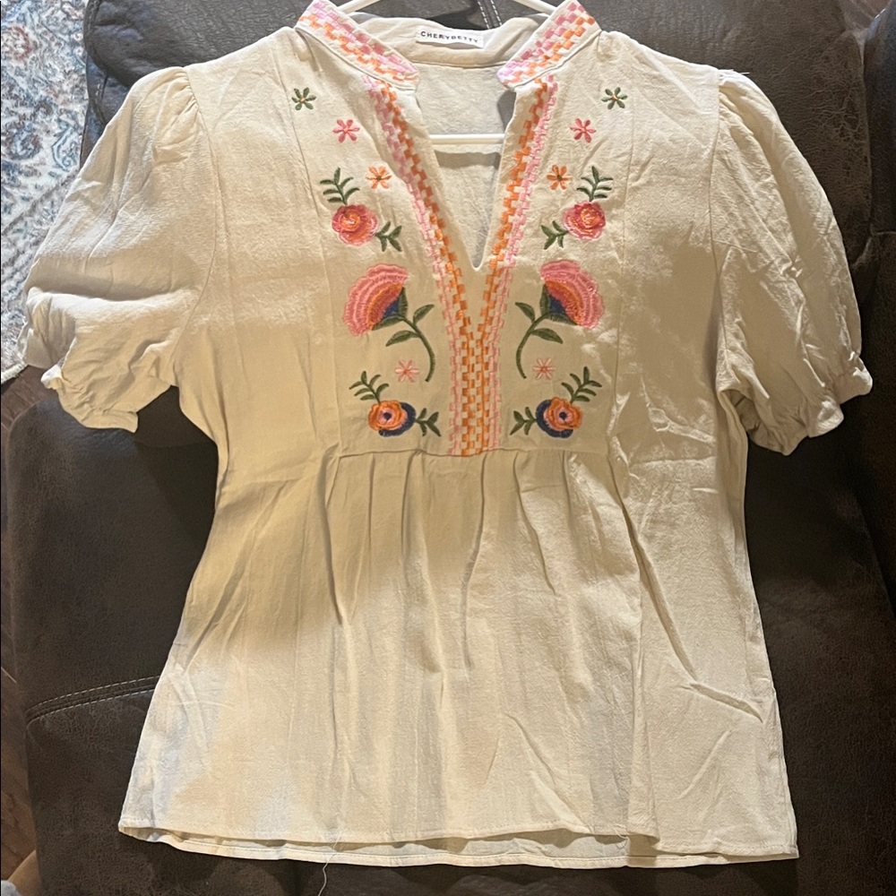 Linen Ivory Floral Embroidered Blouse